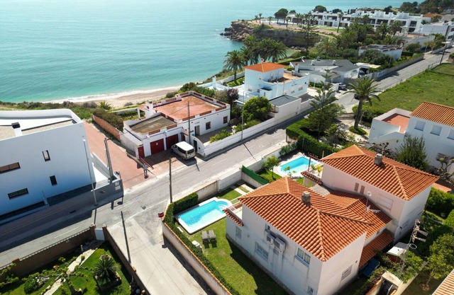 Casa Mar con piscina privada, A/A y Wi-Fi delante del mar.