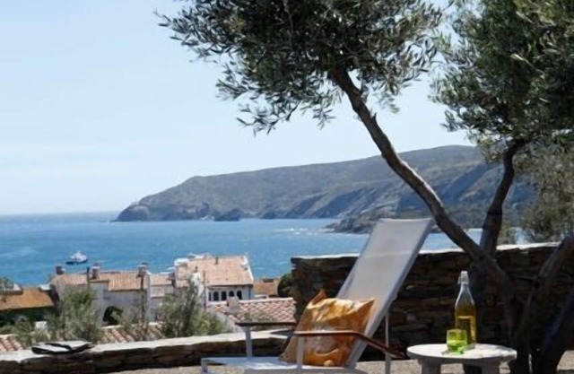 Haus mit Blick auf das Meer, Garten, Pool, private Garage centr0 von Cadaques,