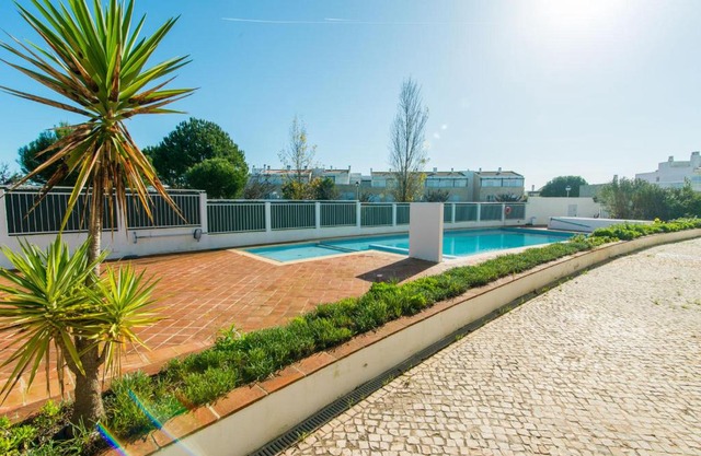 Casa Marjan Sol by Algartur - 5 mins Downtown - Pool & Patio