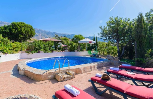 Casa Marrillo Sedella by Ruralidays