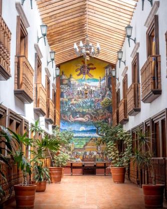 CASA MAYES