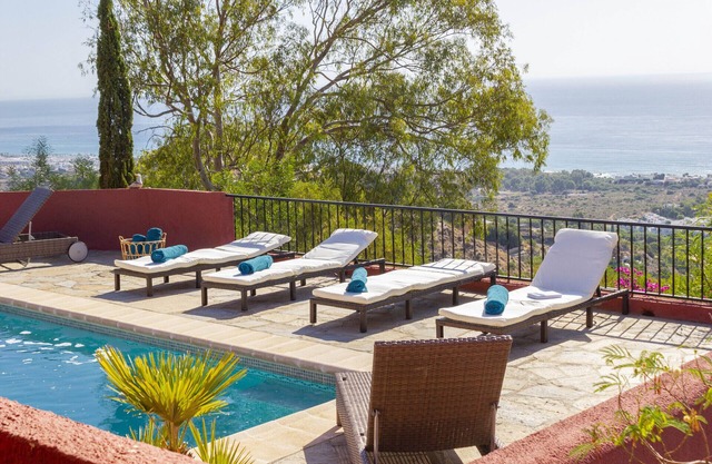 Casa Meridian - Private Villa mit Pool und Meerblick