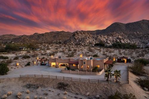 Casa Milla by Fieldtrip 5-Acre Custom Estate with Spa Boulder Views