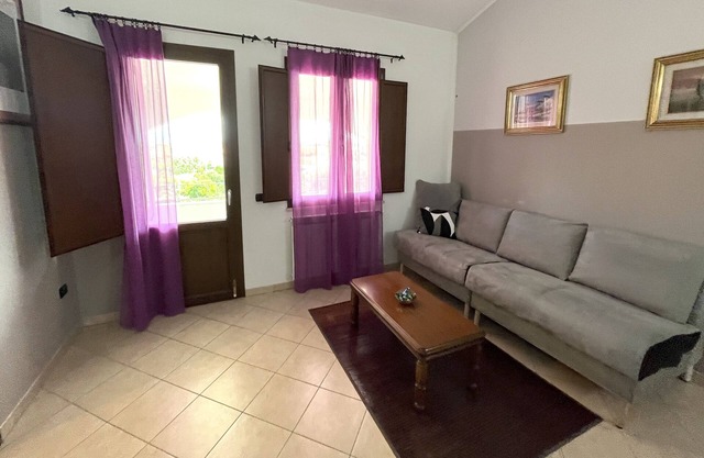 Casa Mimì - Drei Schlafzimmer Wohnung, Schläft 5