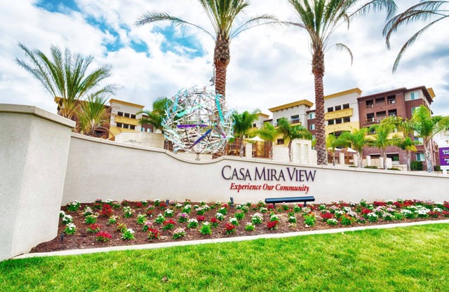 Casa Mira View: Charming 2-Bedroom Apartment in Mira Mesa, San Diego