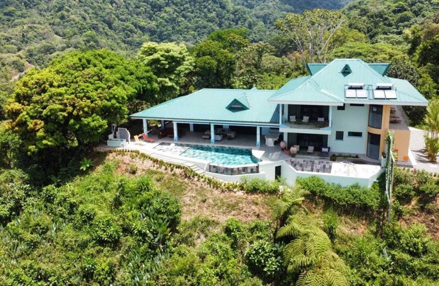 Casa Mono Alegre