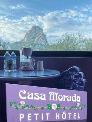 Casa Morada