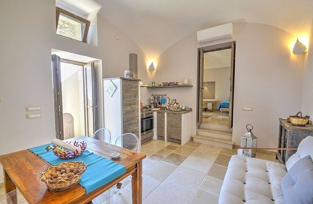 Casa Morella A: Eine charakteristische und einladende Wohnung in einer ruhigen Lage.