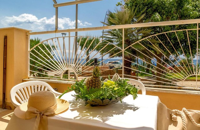 Casa Morgana-Beachfront