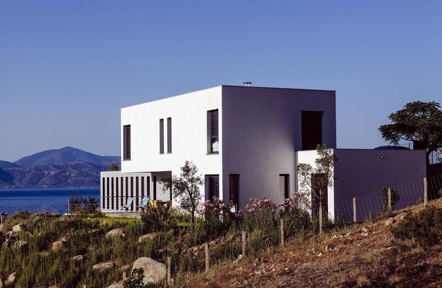 ZEITGENÖSSISCHE VILLA MIT MEERBLICK AUSSERGEWÖHNLICHES, RUHIGES SCHWIMMBAD SAGONE SÜDKORSIKA