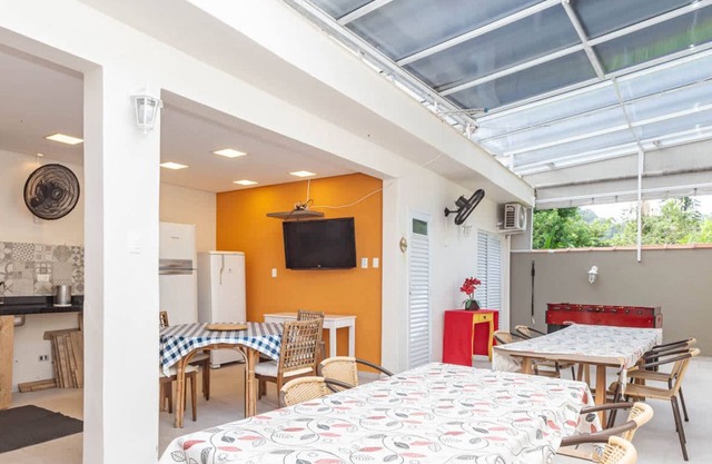 Casa Completa com Piscina no Guaruja