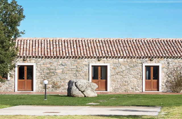 Casa "Olivo". Vier-Zimmer-Wohnung im Stazzu Gallurese Stil, 3. 5 km vom Meer entfernt