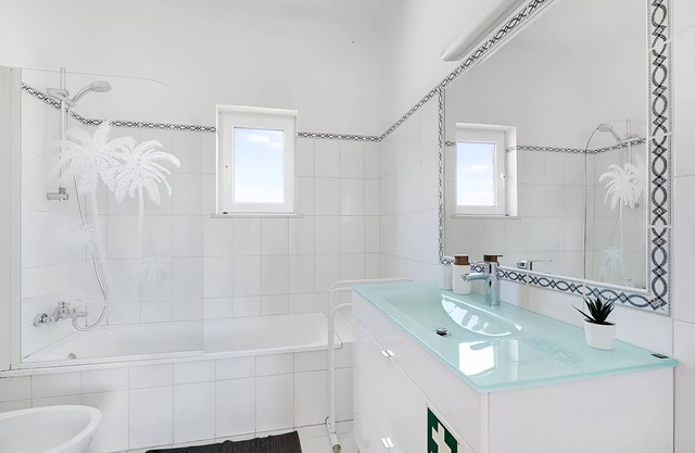 Casa Orlando - Arrifana Sea View Villa