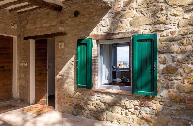 Casa Paciano, in der Nähe des Dorfes, Wohnungen mit Pool, Olivo