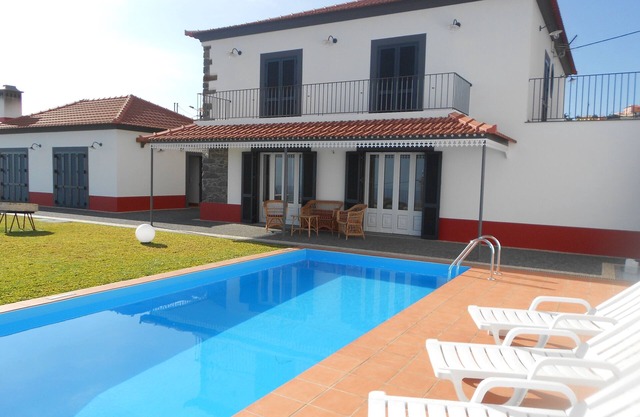 Casa Pereira mit SNOOKER, WIFI, BBQ und beheiztem Schwimmbad