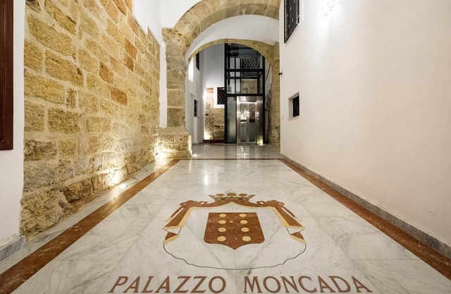 Haus Petra - Apartment in einem historischen Gebäude im Herzen von Palermo