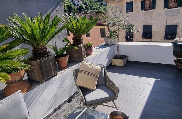Casa Pietra, traditionelles Ferienhaus für 8 Personen in einem typisch italienischen Dorf
