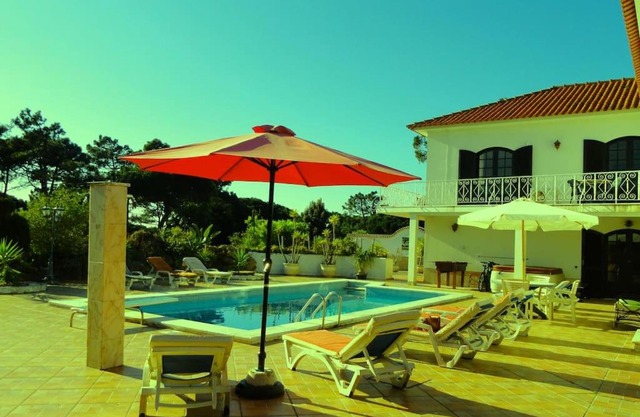 Casa Piscina Aquecida para 10 adultos Zona Sintra, junto praia