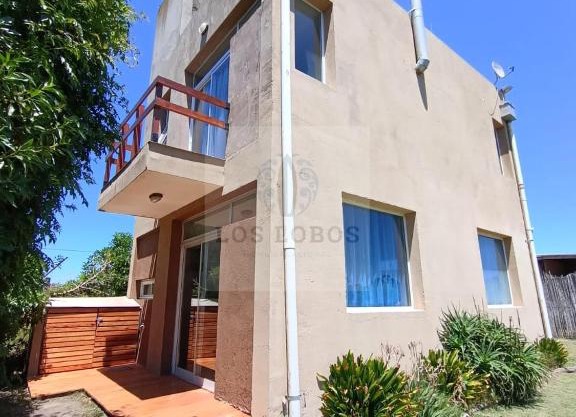 Casa Playa los Lobos