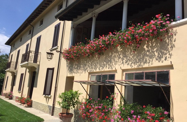 Einfamilienhaus in den Hügeln von Parma