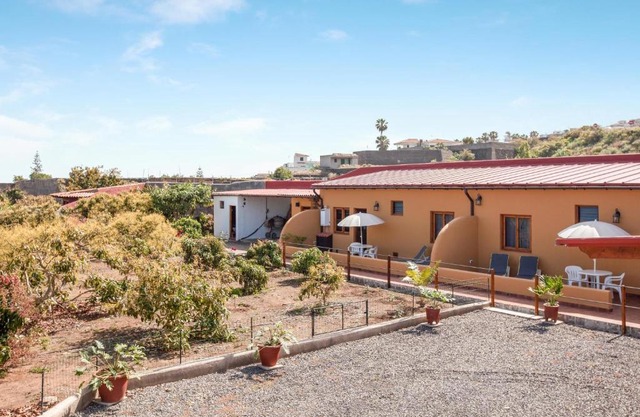 Casa Quemahierro 1