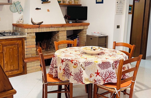 Casa rita - beach house with garden and bbq grill
