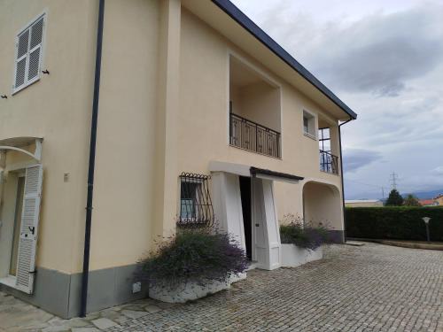 Casa Rosella