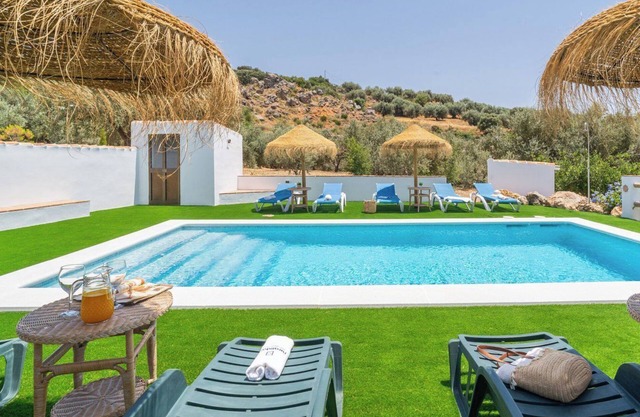 Casa Rural Antonio y Esperanza Periana by Ruralidays