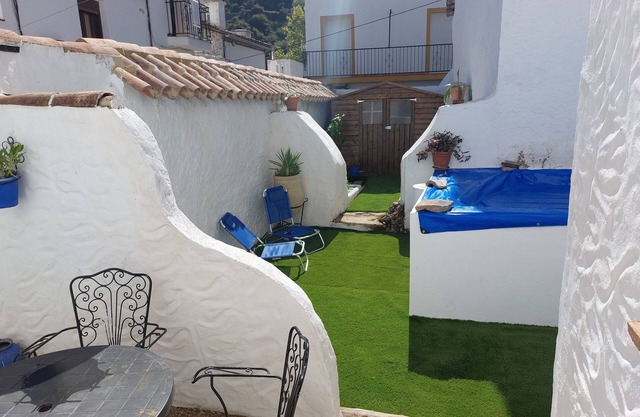 Casa Rural de Cuento El Patio con Piscina