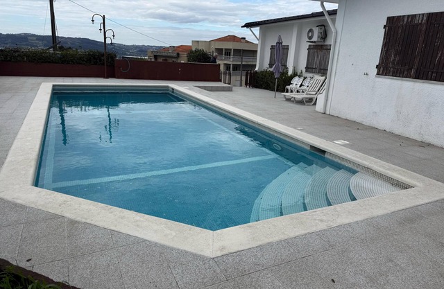 Casa São Domingos. House with swimming pool. Pets accepted.