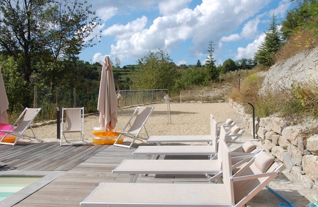 Villa mit Pool in einzigartiger Lage