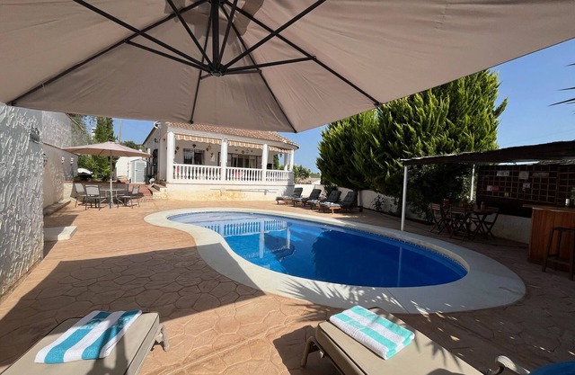 Villa-Deluxe-Private Pool-Bergblick-Ensuite Dusche