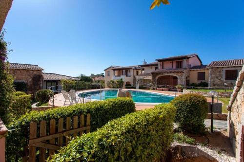 Casa Sassi with swimming pool, 2 bedrooms