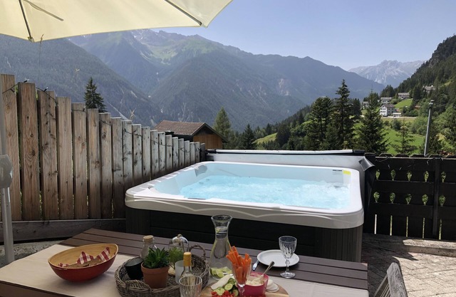 Casa Scrinari - Alpine Living - Hideaway in the Swiss Alps