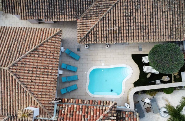 CASA SINZIAS MIT POOL 9 BETTEN