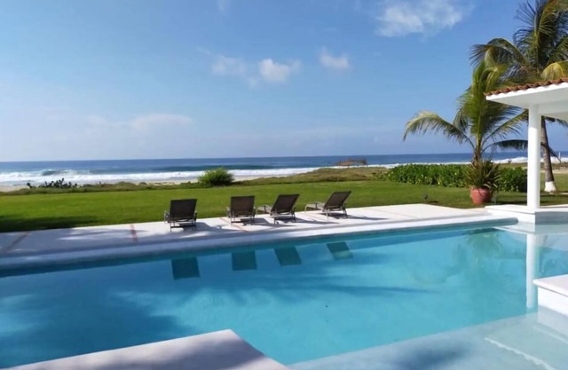 Casa Sofia: 5 BR, 4.5 BA House in Puerto Escondido, Sleeps 15