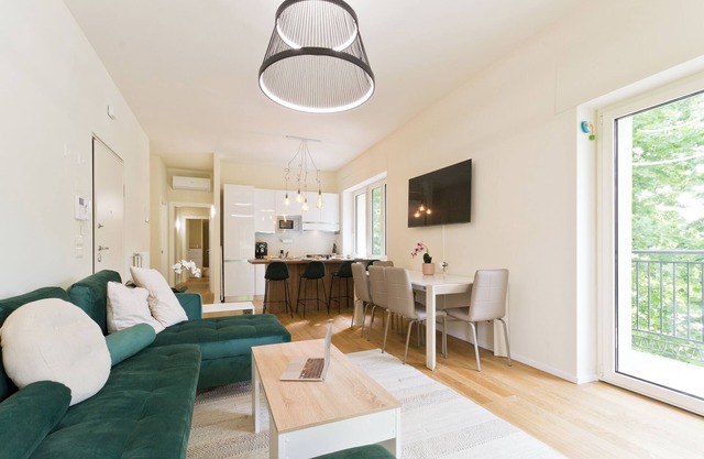 Casa Soleil - Drei Schlafzimmer Wohnung, Schläft 6