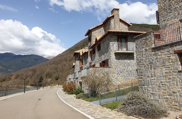 Casa Sonxu - The Pyrenees at your feet