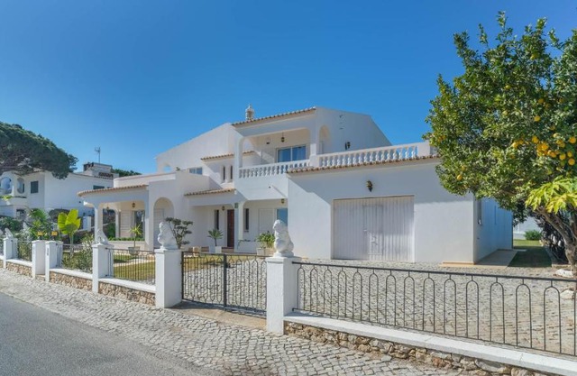 Casa SP- Villa with heated pool near Vilamoura, Vale do Lobo