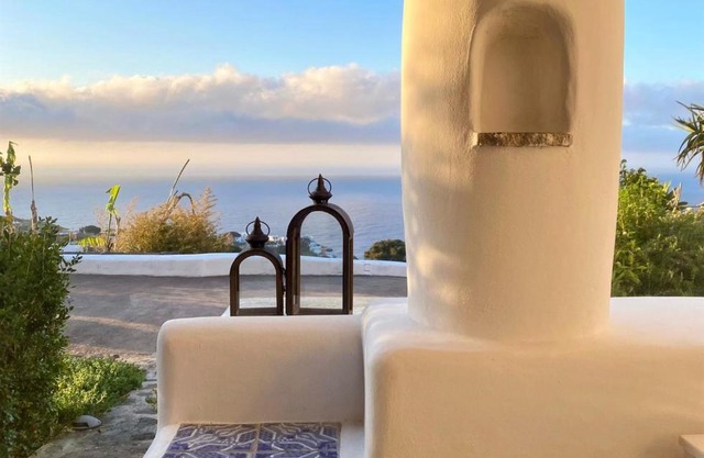 Casa Surya - Sea view terrace, Isola Salina