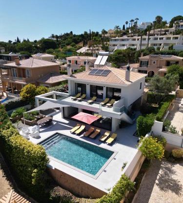Casa Talay 4 Bedroom Pool Villa - Meia Praia Beach, Lagos