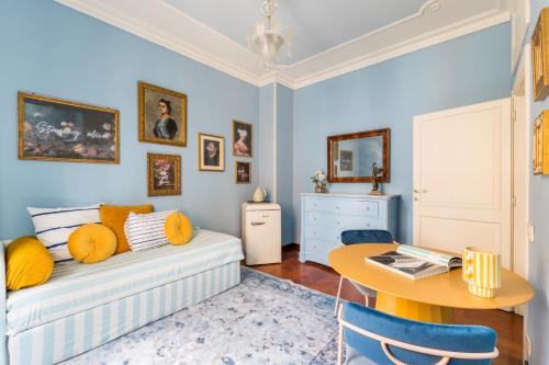 Casa Tudor, Charmy Eccentric Flat in Piccola Londra 10 Min from City Center