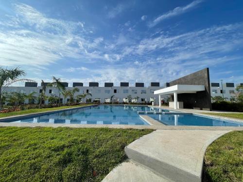 CASA VACACIONAL Súper cómoda y con Piscina