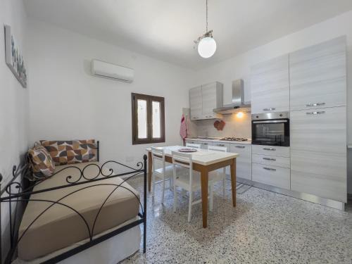 [Casa Vacanze Mallela] Balcony, A/C & SmartTv