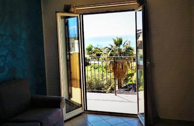 CASA VIA ALVARO