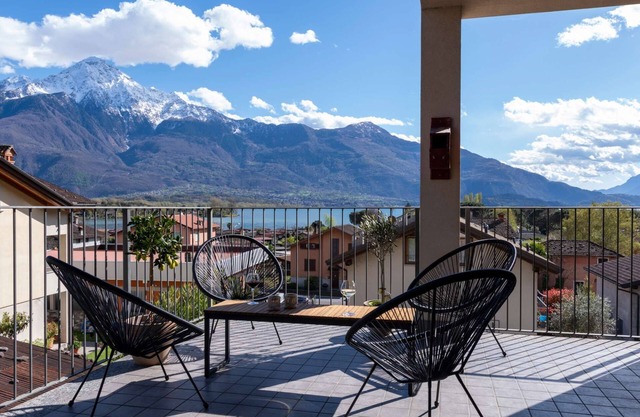 Casa Vista Lago Como for 6 persons with kitchen