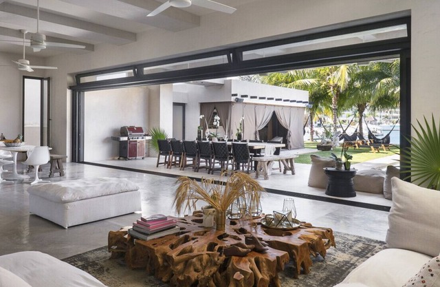 Casa Xaman · Casa Xaman - Pool/Steam bath/5 BR/17 ppl