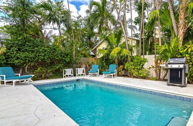 ~ CASABLANCA GRANDE ~ 2 'Old Town' Cottages mit Pvt-Pool, Whirlpool und Parkplatz!