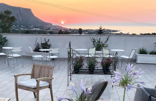 Casale Belvedere vista mare