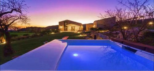 Casale del Mandorlo piscina - jacuzzi riscaldata